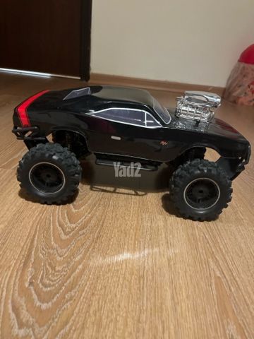 רכב צעצוע גדול
