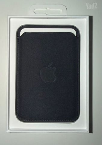 FineWoven Wallet with MagSafe