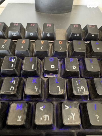 מקלדת keyboard g513 carbon