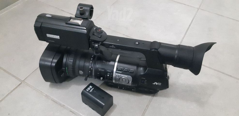 מצלמה jvc