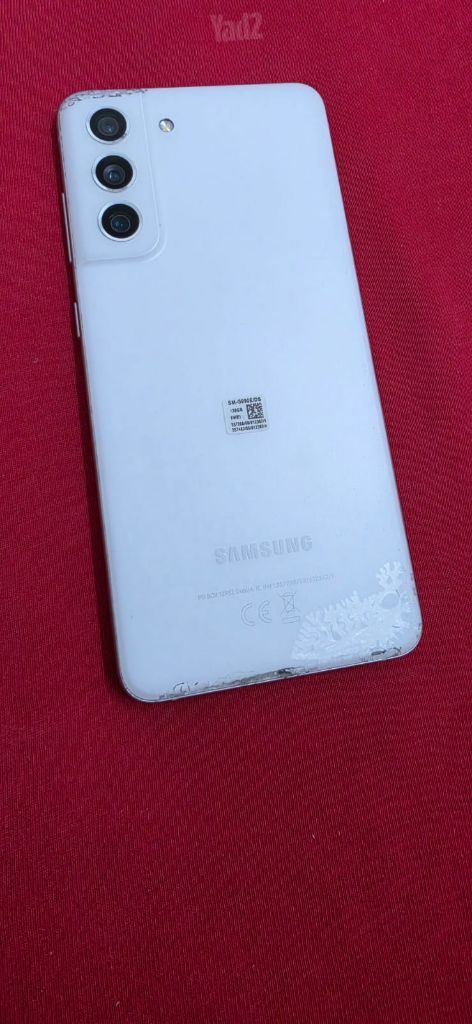 טלפון s21 fe