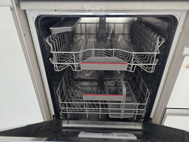 מדיח כלים Bosch SMS2HAI12E