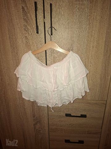 חצאית מpull & bear