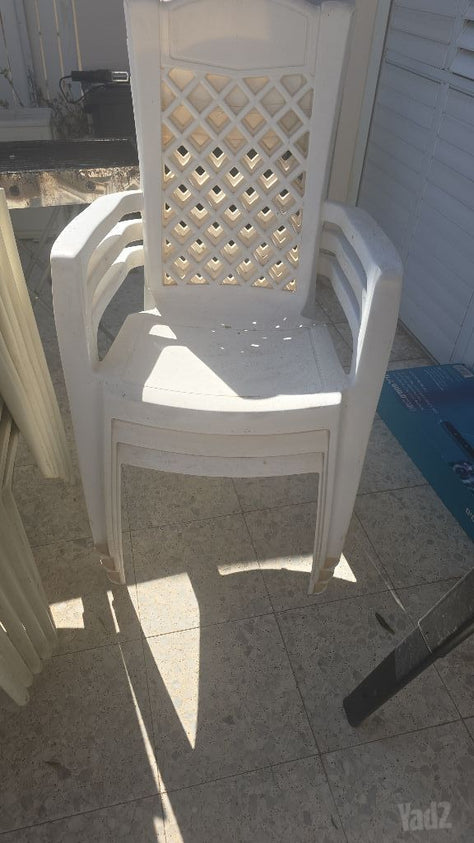 כיסאות