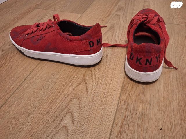 נעלים  DNKY