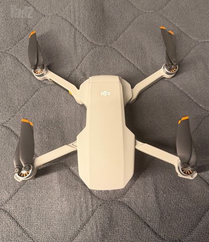 רחפן Dji Mini 2 Fly More Combo