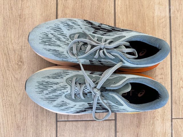 נעלי ריצה ASICS מידה 43