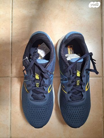 נעליים-New balance