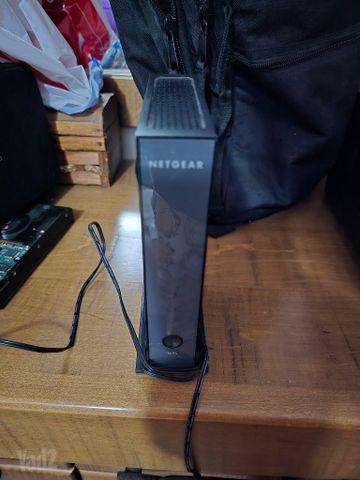ראוטר D-LINK  וראוטר Netgear