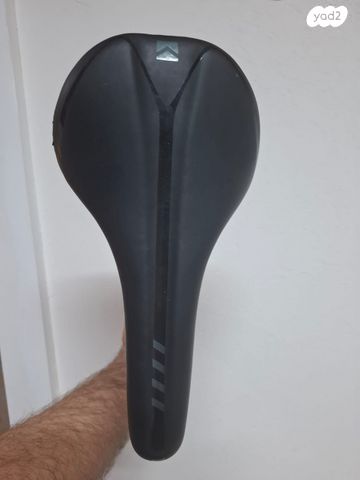 כיסא לאופניים חדש