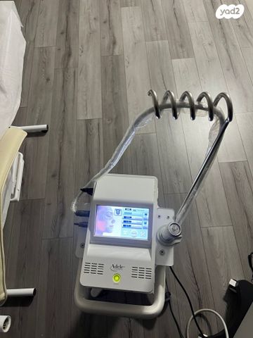 Rf FRACTIONAL ADELE,