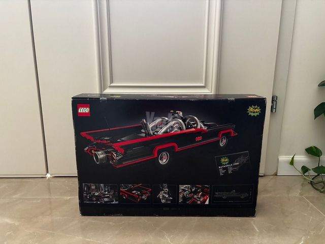 LEGO Batman batmobile 76328