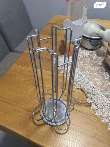 מתקן לקפסולות
