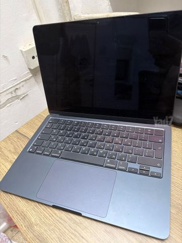 MacBook Air M3 13",16GB RAM