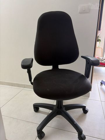 כסא מנהלים