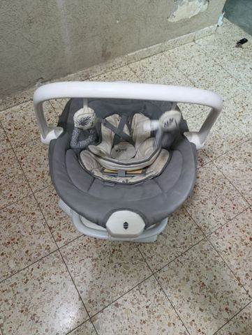 נדנדה לתינוק