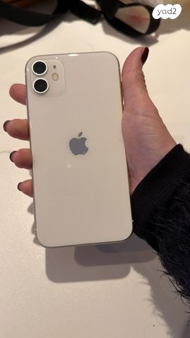 iPhone 11  במצב חדש סוללה 100%