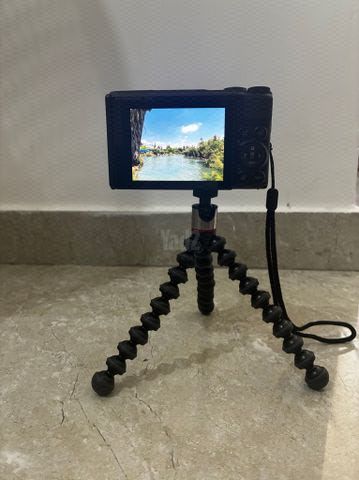 מצלמה CANON SX740
