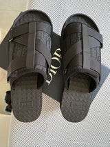DIOR FLIP FLOP FOR MEN’s