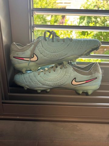 נעלי כדורגל nike timpo pro