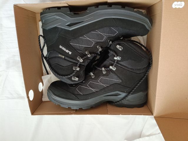 נעלי Lowa Taurus Pro GTX Mid