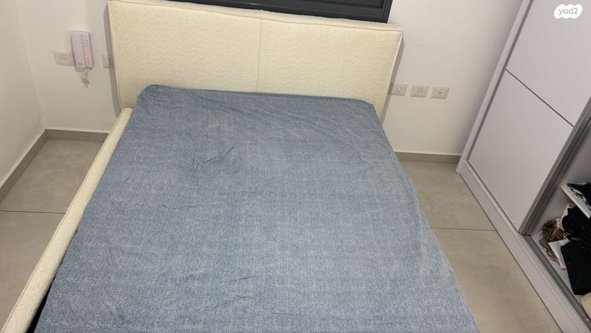 מיטה זוגית