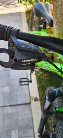 אפניים Mongoose