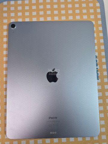 Ipad air m2 13"