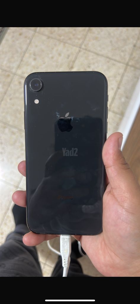 אייפונים