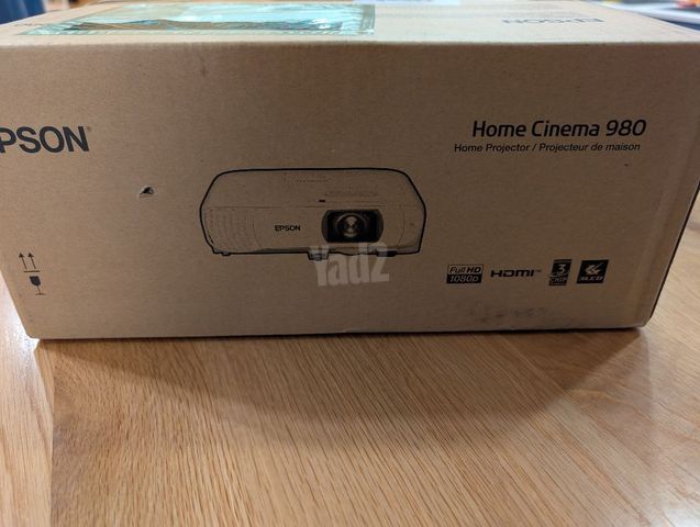 מקרן Epson Home Cinema 980
