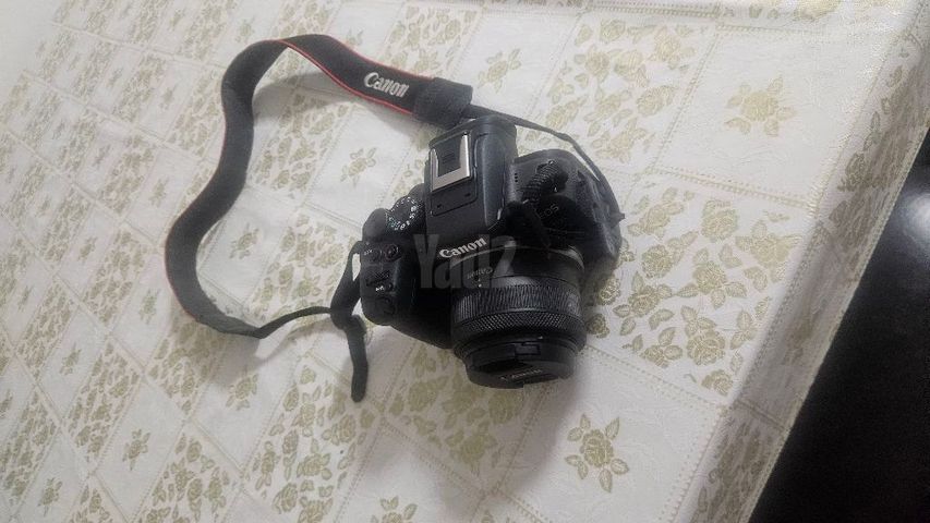 מצלמת canon r10