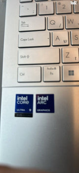 מחשב נייד laptop Asus zenbook
