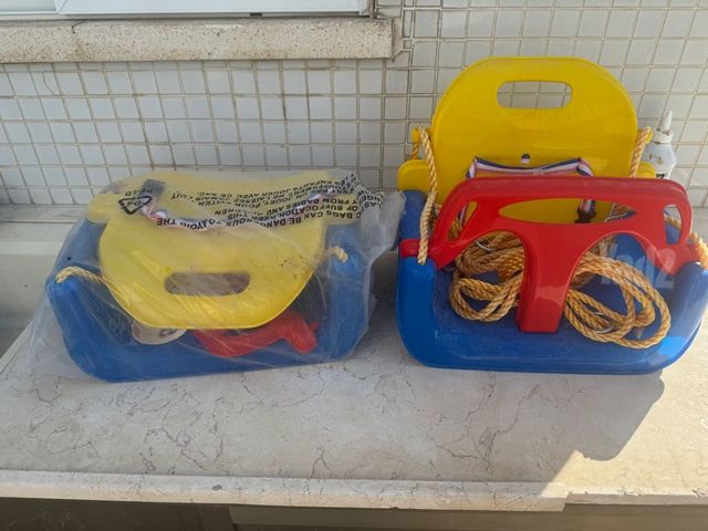 נדנדות ילדים