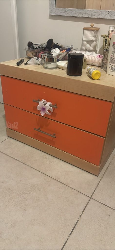 ארון קיר