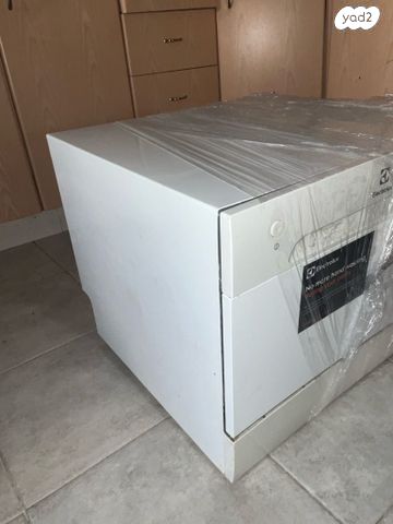 מדיח כלים Electrolux ESF2400OW