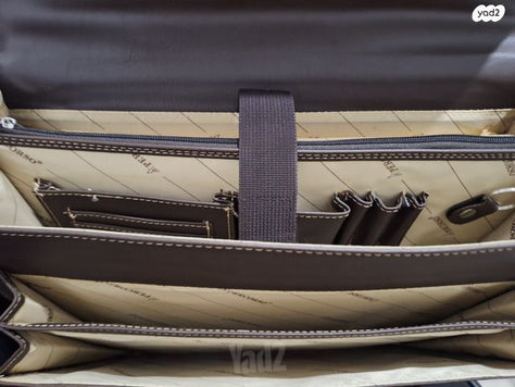 תיק אלגנטי לגבר