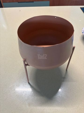 עציץ מתכת