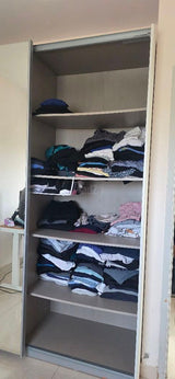 ארון הזזה מרחף