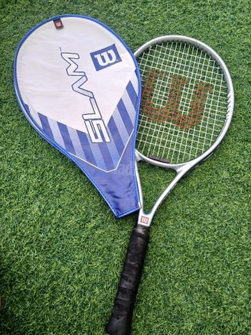 מחבט טניס wilson