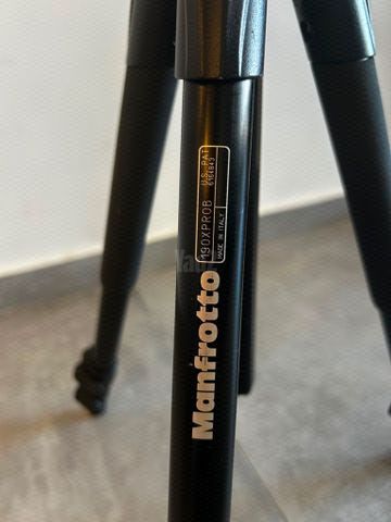 חצובה וראש Manfrotto