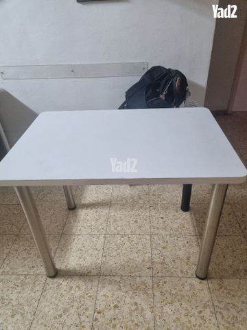 שולחן