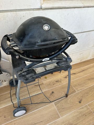 גריל גז וובר Q1200