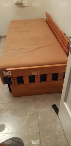 מיטת יחיד נפתחת