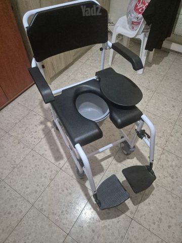 עגלת שרותים