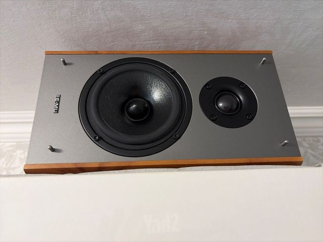 Creative x7 + רמקולים e-mu