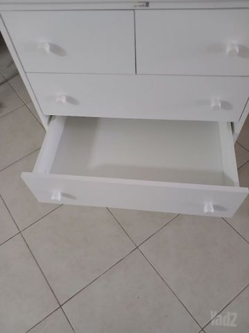 שידת החתלה