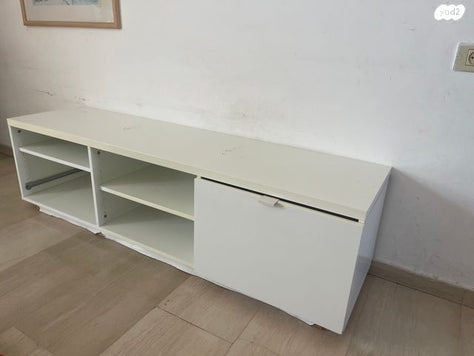 שידה מזנון