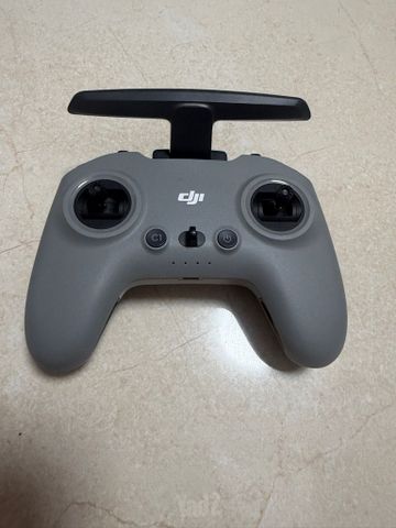 שלט dji fpv 2