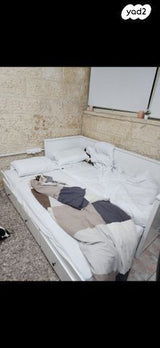 מיטה כפולה