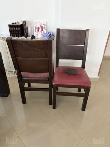 כיסאות מעץ אגוז אפריקאי